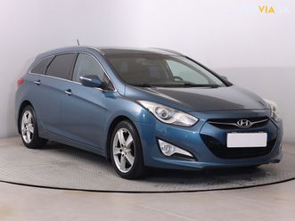 hyundai i40 1.7 crdi automat, serv.kniha, tempomat za 5 400 €