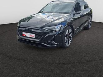 audi q8 s line 55 e-tron quattro 300,00 kw