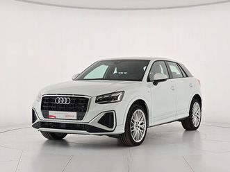 audi q2 35 2.0 tdi s line edition quattro s-tronic del 2025 usata a alessandria