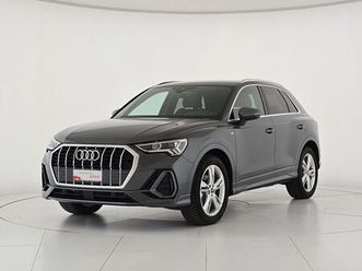 audi q3 35 2.0 tdi s line edition s-tronic del 2024 usata a alessandria