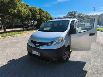 nissan evalia nv200