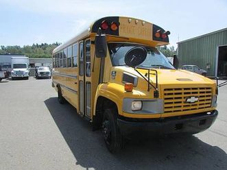 2004 chevrolet c5500 only 47k miles school bus