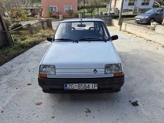 prodajem renault 5 1.4 1996. godište sa samo 59000 km