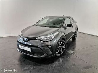 toyota c-hr 1.8 hybrid square collection