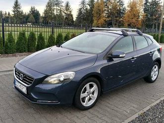 volvo v40 t2 2015 1,6 benzyna 120 km dzierżoniów - sprzedajemy.pl