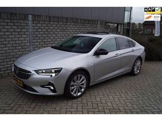 opel insignia grand sport - 2.0 turbo business autom leder sportst stoel/stuur a bankverw navi camera schuifkdak clima