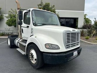 2012 freightliner m2 city cab semi tractor