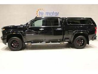 chevrolet silverado 2500 hd cc 6.6 v8/kåpa/höjd/2 års garant