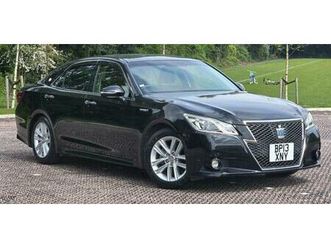 2025 toyota crown petrol/electric hybrid automatic