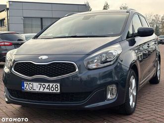 kia carens 1.6 gdi dream team edition