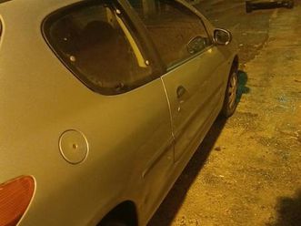 peugeot 206... 1.4 hdi 2002 prezzo trattabile