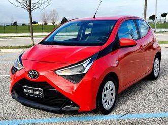 aygo ii 2020 5p 5p 1.0 x-play 72cv automatica