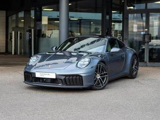 porsche 911 carrera 4 gts