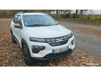 spring extrême (haut de gamme) 2024 équipement complet (caméra de recul) 65 cv. 6000 km. sous garantie dacia état neuf