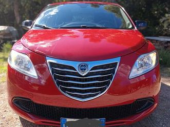 lancia ypsilon 1.2 benzina 72000km unipro