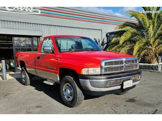 dodge ram 2500 4x4 pick up