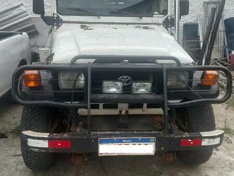 toyota bandeirante jardineira 12 lugares 1983