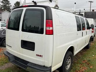 2017 gmc savana 2500 work van