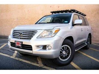 2011 lexus lx570 luxury package, rear dvd player- drives like new!