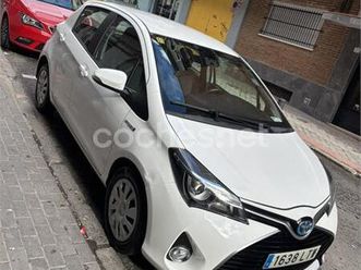toyota yaris 1.5 hybrid active