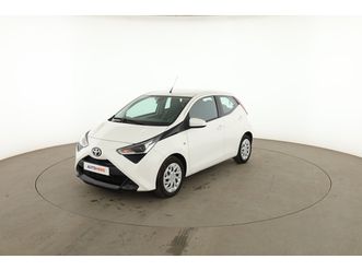 toyota aygo 1.0 vvt-i x-play