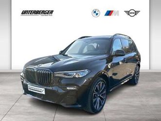 m sportpaket // massagefunktion für fahrer und beifahrer // panorama-glasdach sky lounge // anhängerkupplung