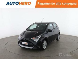 TOYOTA PORTE toyota-aygo-xv92810