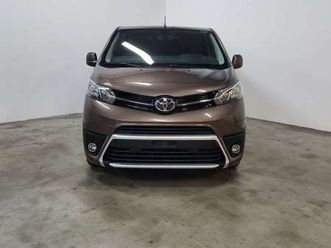 2.0-d-4d comfort * radar arr * bleutooth *