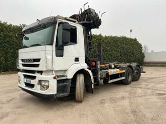 other iveco stralis 260s42 scarrabile usato con gru