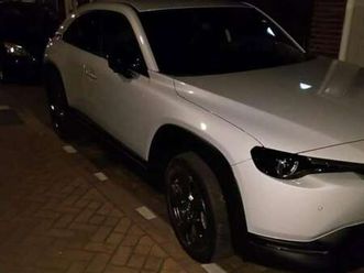 mx-30 e-skyactiv 145 1sted