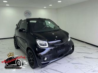 smart fortwo 71 cv-automatica-cabrio-2019