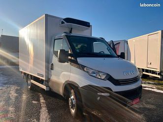 iveco daily 35c18 châssis cabine roues jumelées moteur 3l à chaîne de distribution boite auto hi-matic frigorifique avec clim, hayon élévateur dhollandia 4 véri