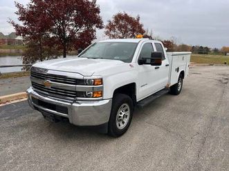 2017 chevrolet silverado 3500hd c3500 rwd gas double cab 99k miles