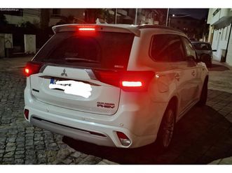 mitsubishi outlander phev outubro/18