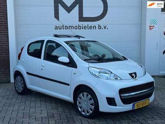 peugeot 107 1.0-12v xs -schuifak-airco-5 deurs