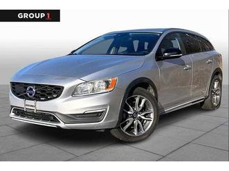 used 2017 volvo v60 cross country t5