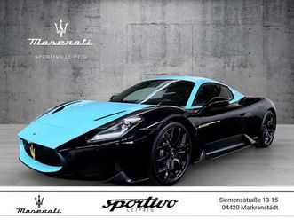 legenda **1 of 20 limited edition**