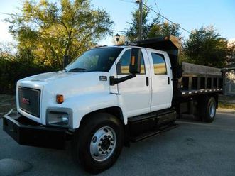2005 gmc c7500 crew cab with a dump bed, 33,000# gvw, cat diesel, 81k
