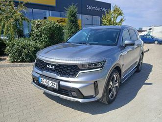 kia sorento 1.6 t-gdi hybrid platinum pro (automata) 180le. mo-i!első tulajdonostól!végig vez. sz.könyv! gyári garancia 2030-ig
