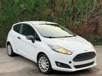 ② ford fiesta 2016 mooie staat 167.000km 3500€ gekeurd vr verk — ford — 2ememain