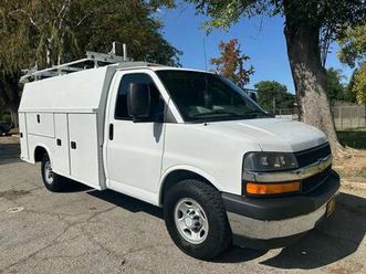 2017 chevrolet chevy express 3500 cutaway plumbers van -we finance and nationwid