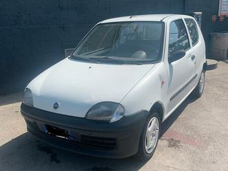 fiat 600 cilindrata 900