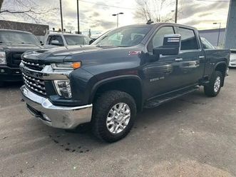 2020 chevrolet silverado 3500 ltz • 6.7l duramax diesel • crew