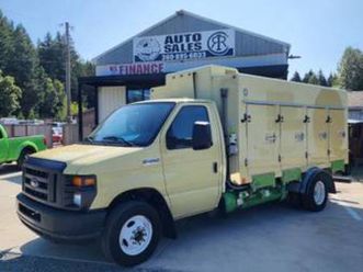 2011 ford e450 reefer truck that freezes to -30 // great freezer