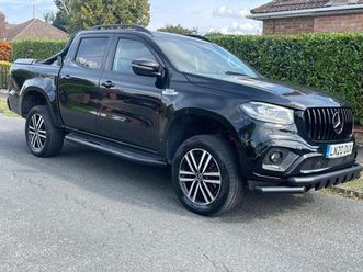 mercedes x350 3.0v6 cdi 4matic 7g-tronic in black metallic with lift kit