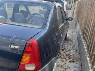 vând logan pentru dezmembrări