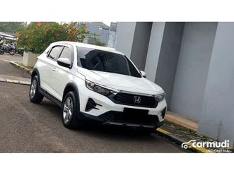 2022 honda wr-v 1.5 e suvv- interior rapi mesin sehat