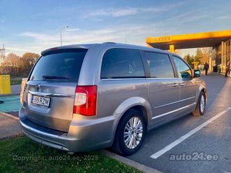 lancia voyager 2.8 130кв