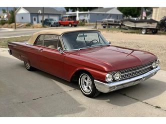 FORD SUNLINER 1961-ford-galaxie-sunliner-convertible