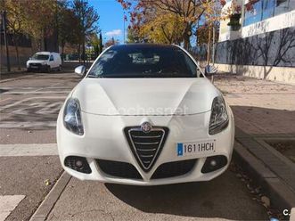 alfa romeo giulietta 2.0 jtdm distinctive